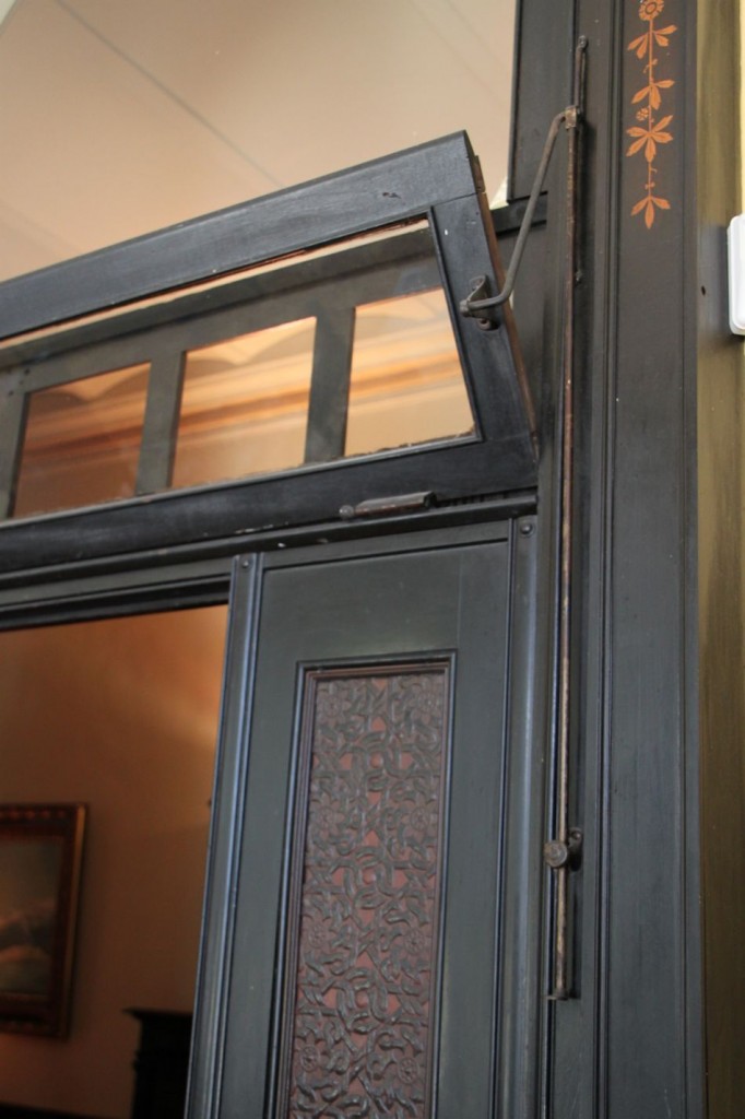 Surface Transom Lift
