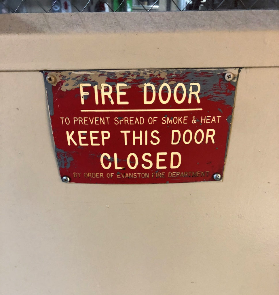 Steve Budde of Greenwood Care sent me today's Fixed-it Friday photo, taken in an apartment building he was visiting.  Although I'm a big fan of instructional signage, does anyone see the 4 little problems here? 