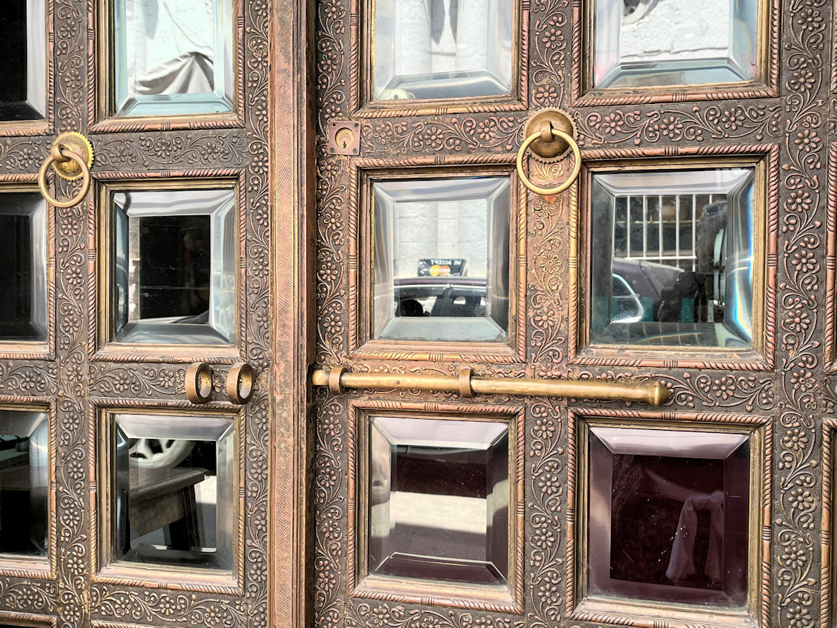 Doors of Stone Town, Zanzibar - I Dig Hardware - Answers to your