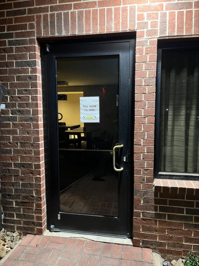 The struggle is real!  I took today's Fixed-it Friday photos at our hotel near DFW.  Typically a credential would be needed - at least at night, but this 