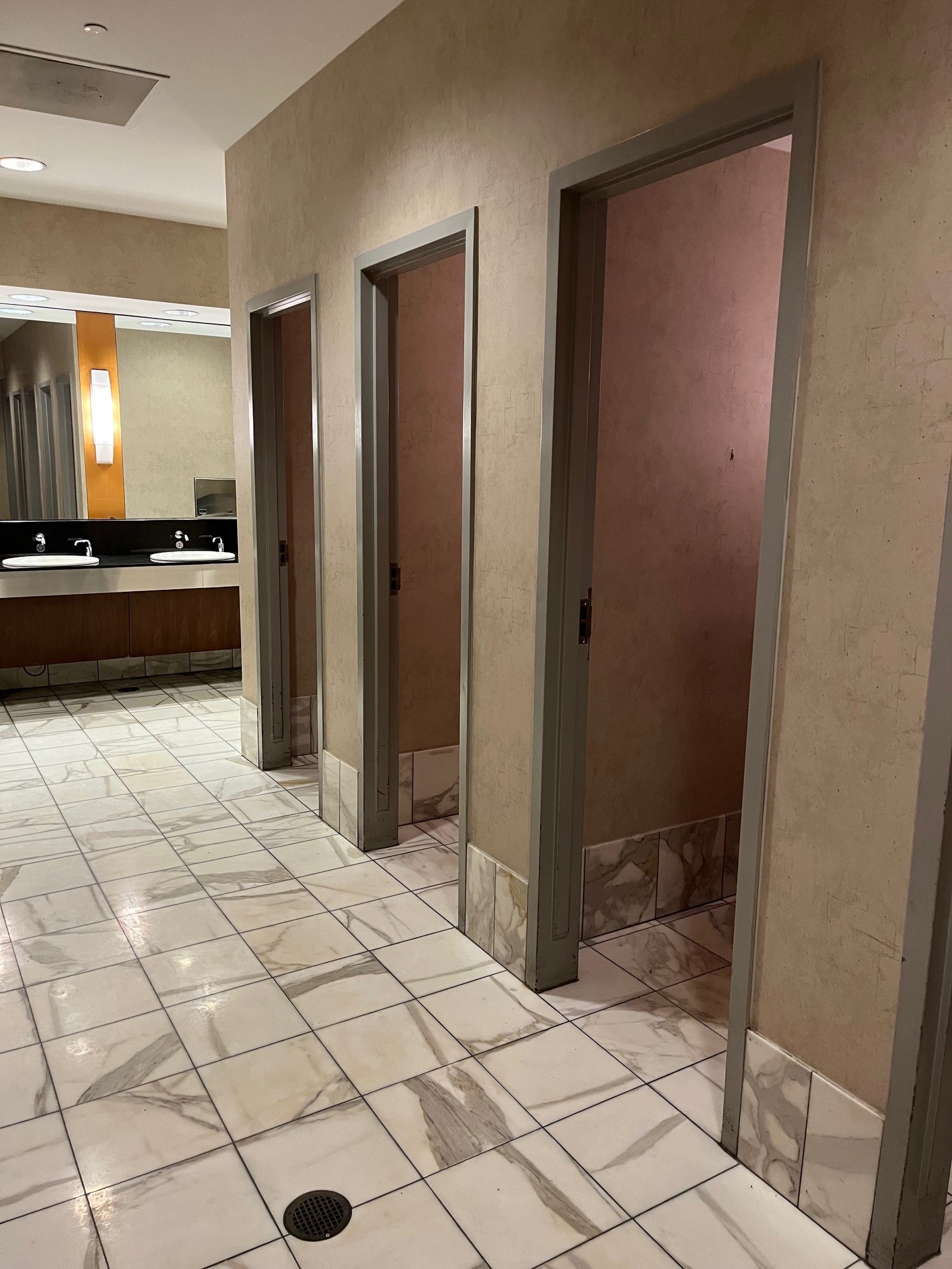 Terminated stop on a bathroom door