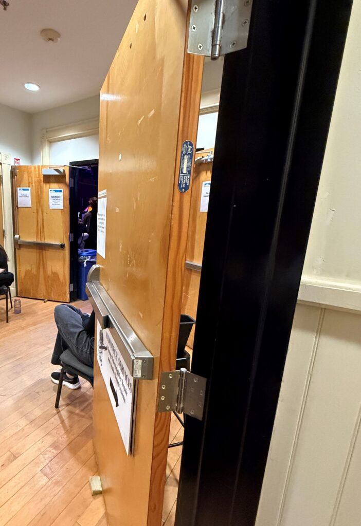 I received today's Wordless Wednesday photos from Ruth Neeman - they were taken in a public building in Massachusetts.  Since when does HVAC take priority over fire protection??