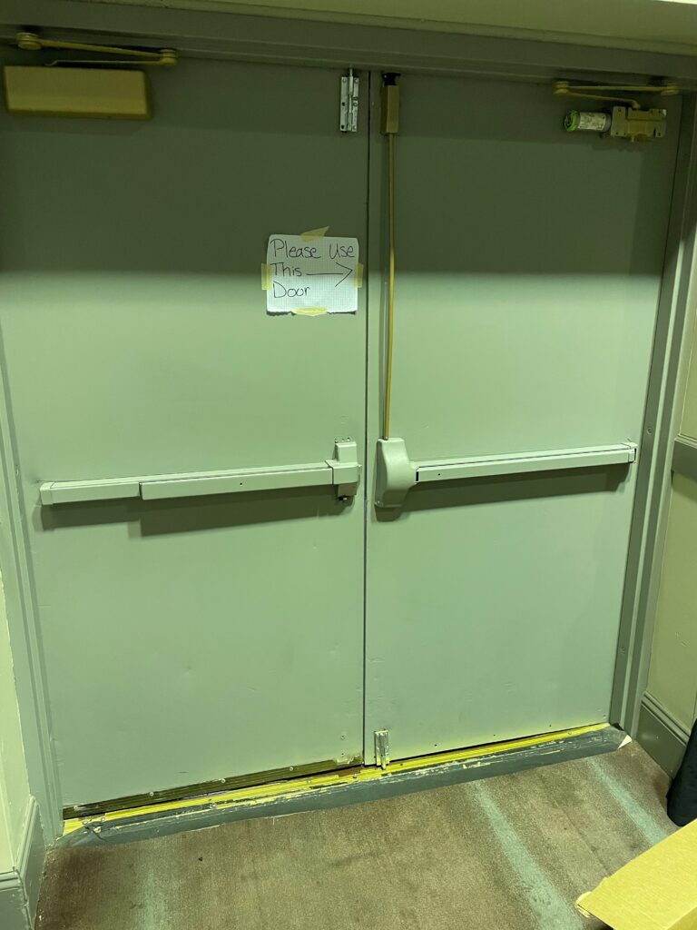 Lloyd Raforth of Allegion sent me today's Wordless Wednesday photo, from a hotel in Texas.  I don't think it needs any explanation.  #wordless