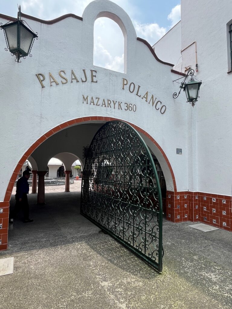 I saw this interesting Fixed-it Friday application in Mexico City - center pivoting gates leading to a large shopping area.  It seems pretty safe to me...what do you think?